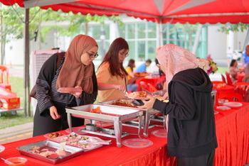 Garden Plaza CNY 2020